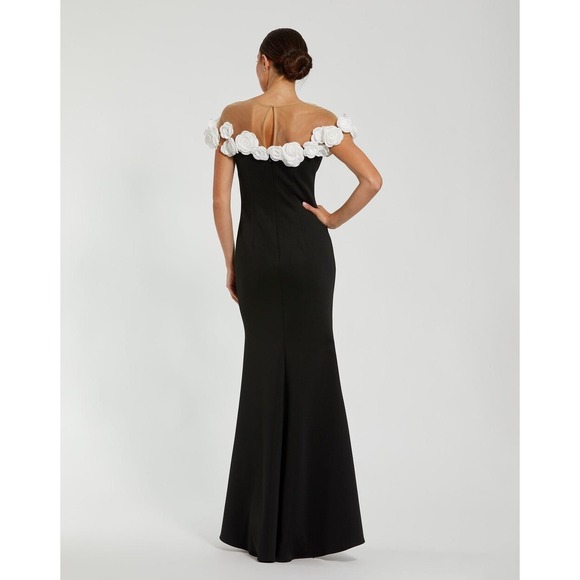 Mac Duggal NEW Black‎ & White Stretch Crepe Mermaid Gown With 3D Flowers Size 16 - Picture 7 of 12
